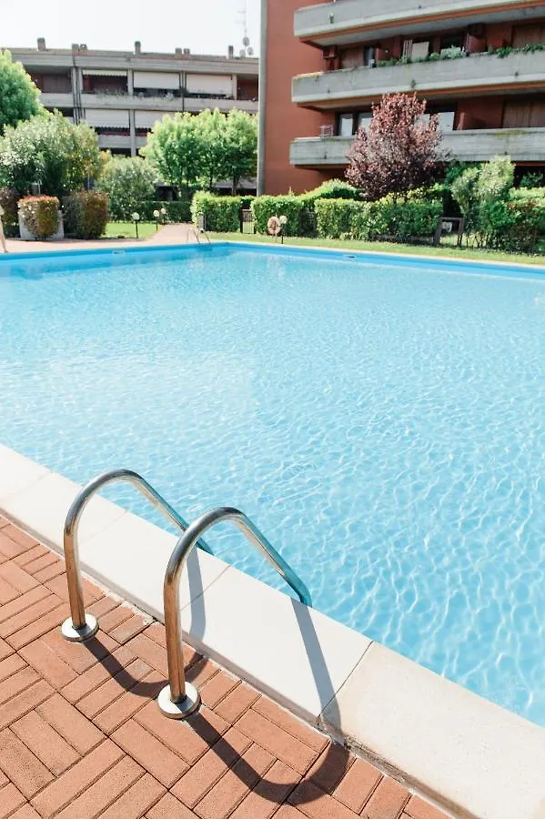 Appartamento Afrodite Desenzano del Garda 0*,